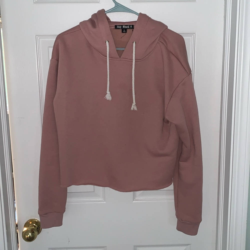 Semi cropped hoodie